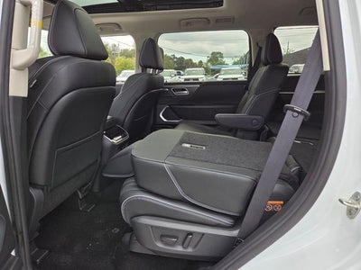 2027 INFINITI QX80 Luxe 2WD