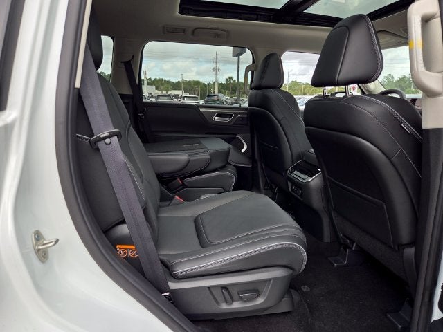 2027 INFINITI QX80 Luxe 2WD