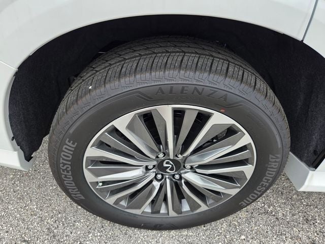2027 INFINITI QX80 Luxe 2WD