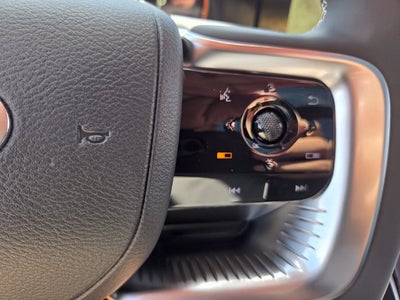 2027 INFINITI QX80 Luxe 2WD