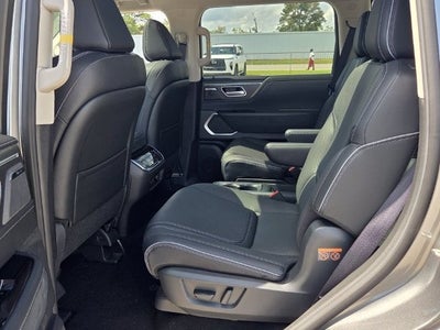 2027 INFINITI QX80 Luxe 2WD