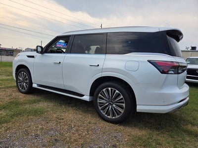 2027 INFINITI QX80 Luxe 2WD