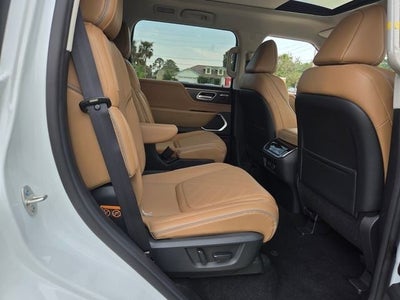 2027 INFINITI QX80 Luxe 2WD