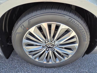 2027 INFINITI QX80 Luxe 2WD