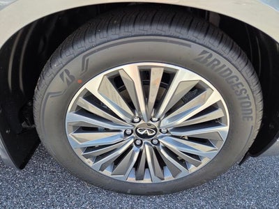 2027 INFINITI QX80 Luxe 2WD
