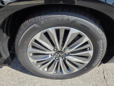 2027 INFINITI QX80 Luxe 2WD