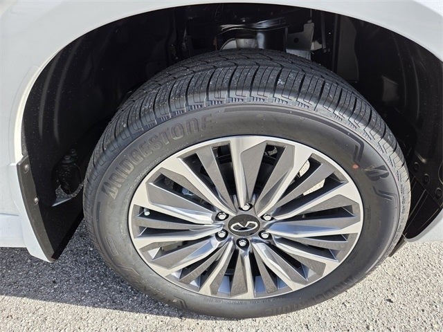 2026 INFINITI QX80 Luxe 2WD