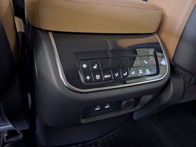 2027 INFINITI QX80 Luxe 2WD