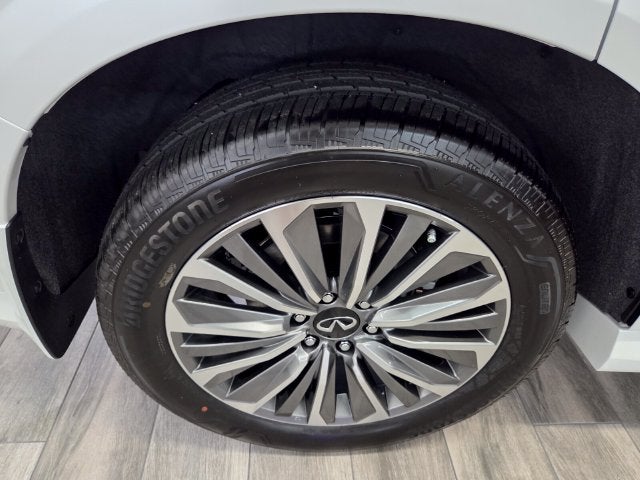 2027 INFINITI QX80 Luxe 2WD