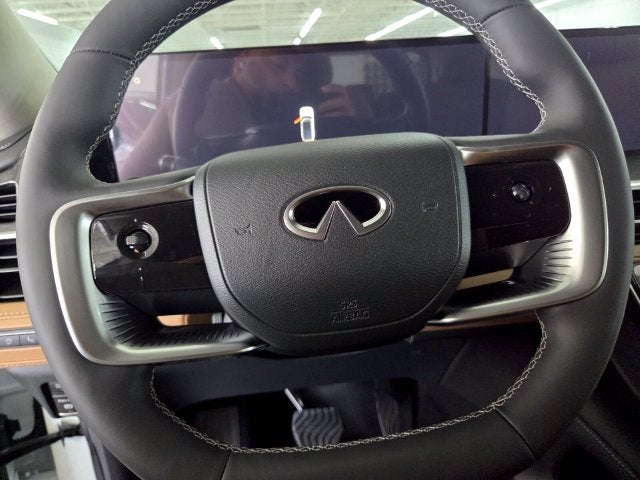 2027 INFINITI QX80 Luxe 2WD