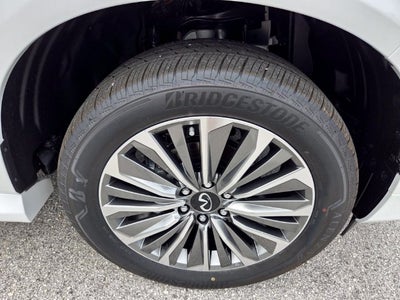 2027 INFINITI QX80 Luxe 2WD