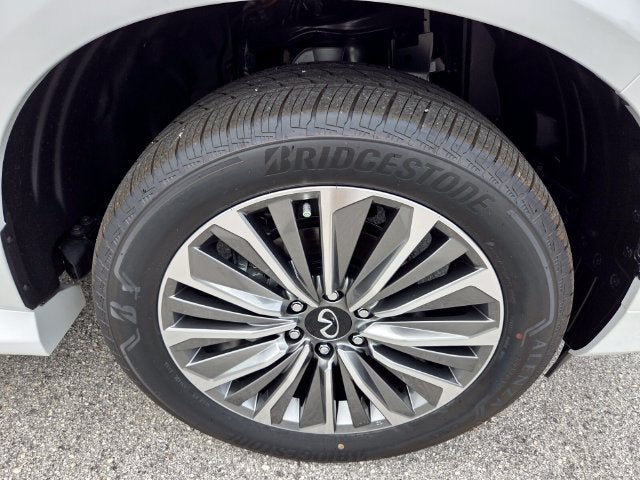 2027 INFINITI QX80 Luxe 2WD