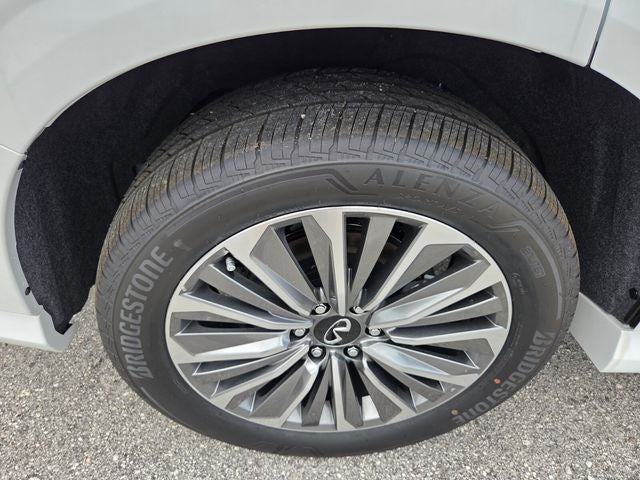 2027 INFINITI QX80 Luxe 2WD