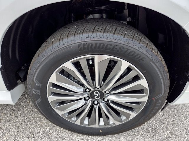 2027 INFINITI QX80 Luxe 2WD
