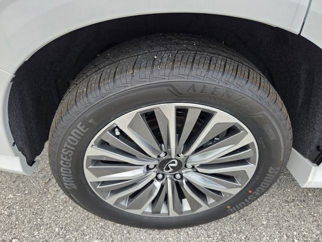 2027 INFINITI QX80 Luxe 2WD
