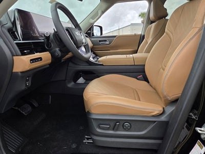 2027 INFINITI QX80 Luxe 2WD