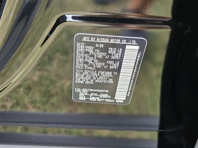 2027 INFINITI QX80 Luxe 2WD