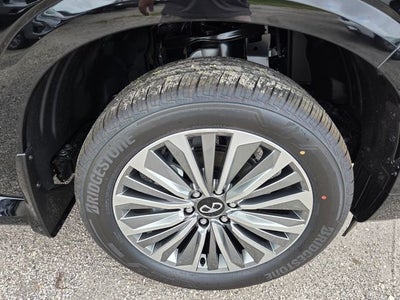 2027 INFINITI QX80 Luxe 2WD