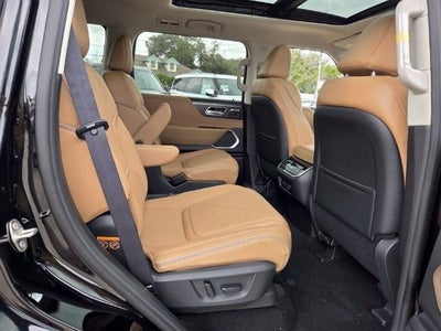 2027 INFINITI QX80 Luxe 2WD