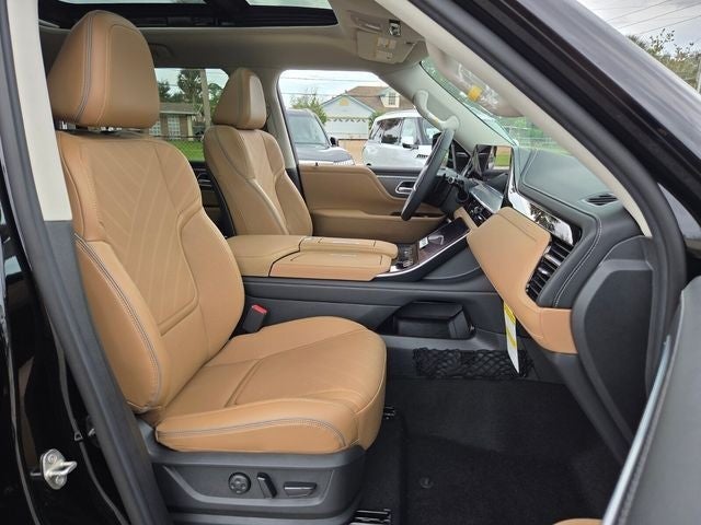 2027 INFINITI QX80 Luxe 2WD