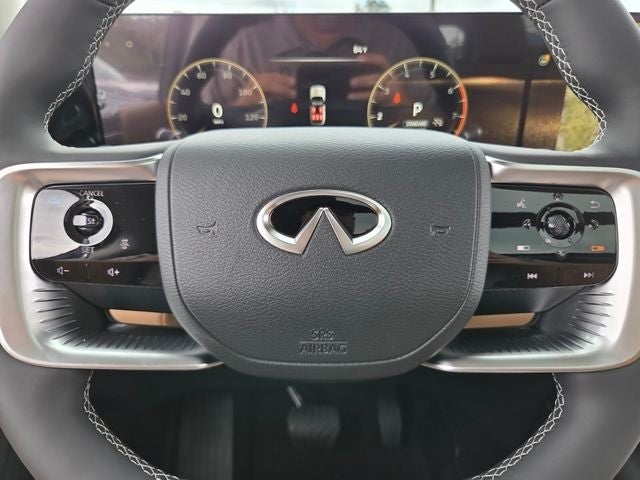 2027 INFINITI QX80 Luxe 2WD