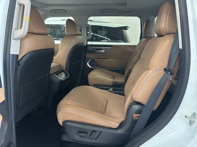 2027 INFINITI QX80 Luxe 2WD