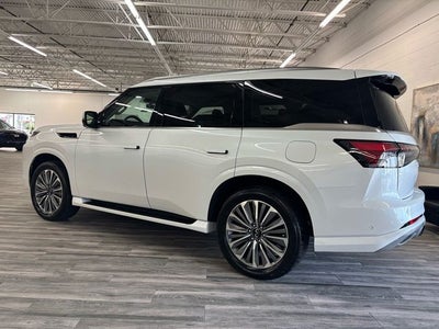 2027 INFINITI QX80 Luxe 2WD