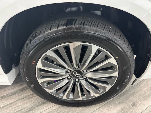 2027 INFINITI QX80 Luxe 2WD