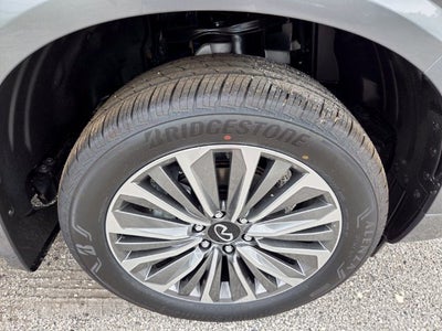 2027 INFINITI QX80 Luxe 2WD
