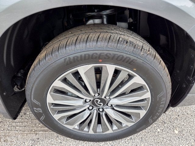 2027 INFINITI QX80 Luxe 2WD