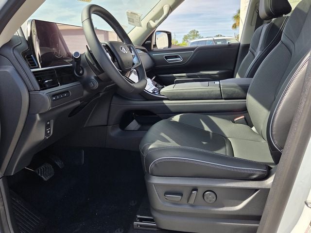 2026 INFINITI QX80 Luxe 4WD