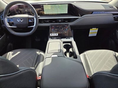 2026 INFINITI QX80 Luxe 4WD