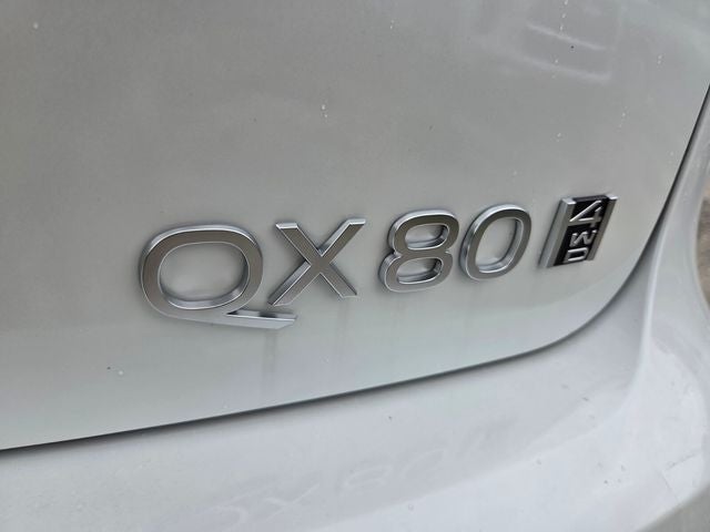 2027 INFINITI QX80 Luxe 4WD