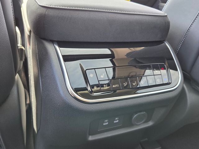 2026 INFINITI QX80 Luxe 4WD