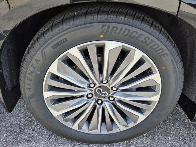 2026 INFINITI QX80 Luxe 4WD