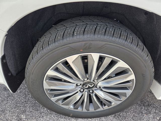 2026 INFINITI QX80 Luxe 4WD