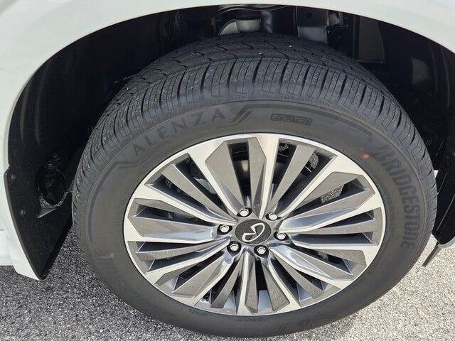 2026 INFINITI QX80 Luxe 4WD