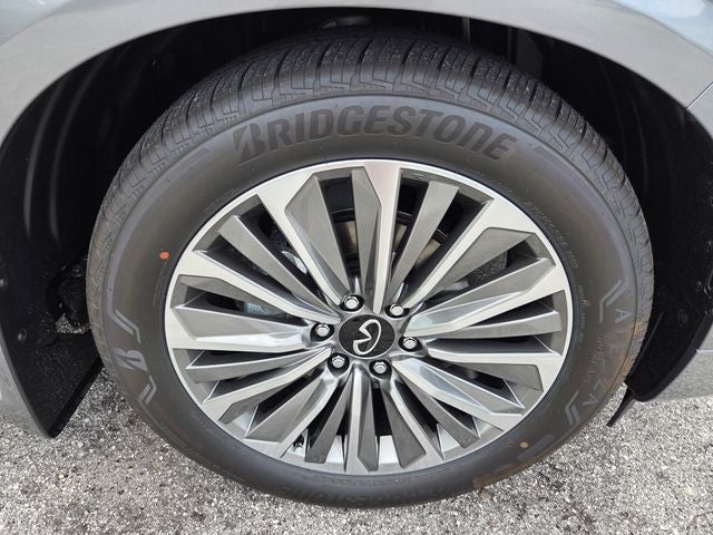 2027 INFINITI QX80 Luxe 4WD