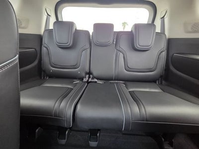 2027 INFINITI QX80 Luxe 4WD