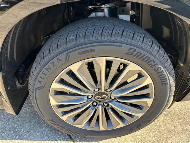 2026 INFINITI QX80 Luxe 4WD