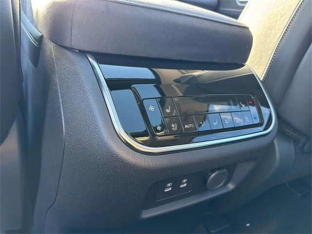 2026 INFINITI QX80 Luxe 4WD