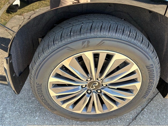 2026 INFINITI QX80 Luxe 4WD