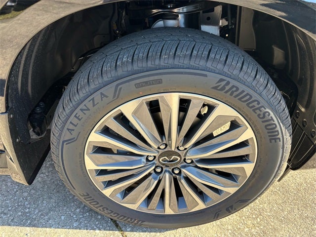 2026 INFINITI QX80 Luxe 4WD