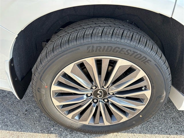 2026 INFINITI QX80 Luxe 4WD