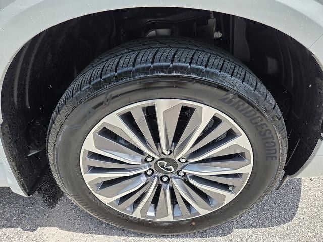 2026 INFINITI QX80 Luxe 4WD