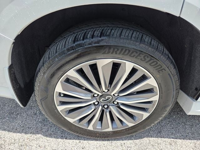 2026 INFINITI QX80 Luxe 4WD