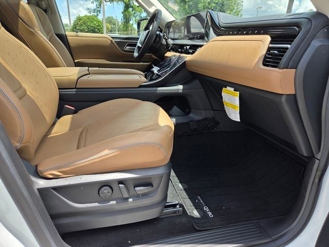 2026 INFINITI QX80 Luxe 4WD