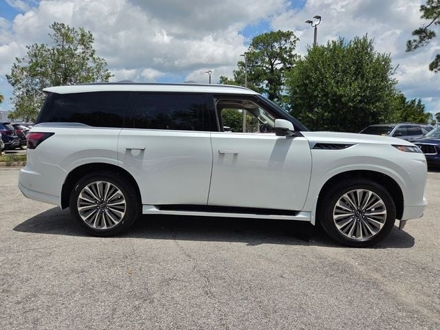 2026 INFINITI QX80 Luxe 4WD
