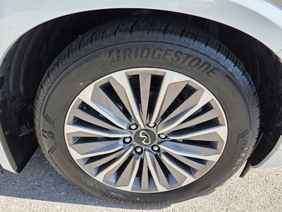 2026 INFINITI QX80 Luxe 4WD