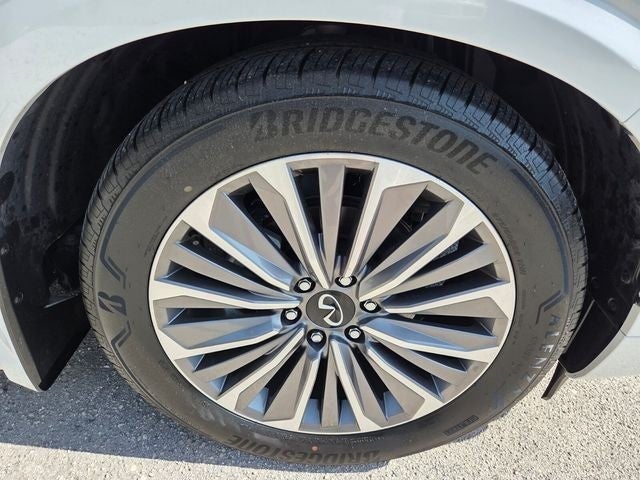 2026 INFINITI QX80 Luxe 4WD
